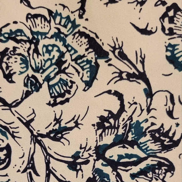 Fleur Bleve white floral 3/4 sleeve tunic style blouse/top plus size 2X - Picture 4 of 4